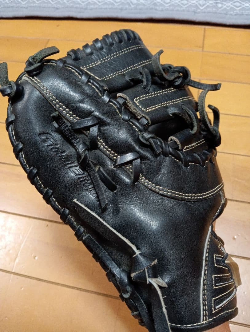 Mizuno 軟式グローブ　ファーストミット　 黒　少年野球　左