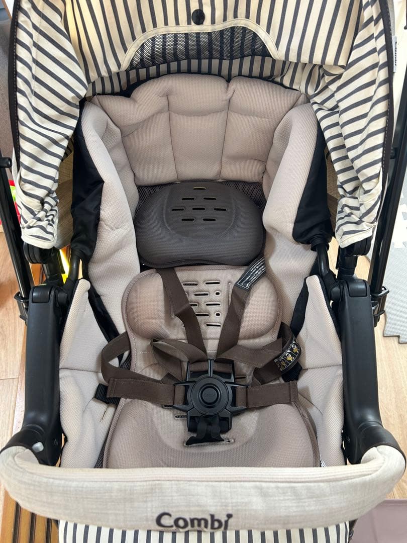 Combi ベビーカー　スゴカル4キャス　ベージュ