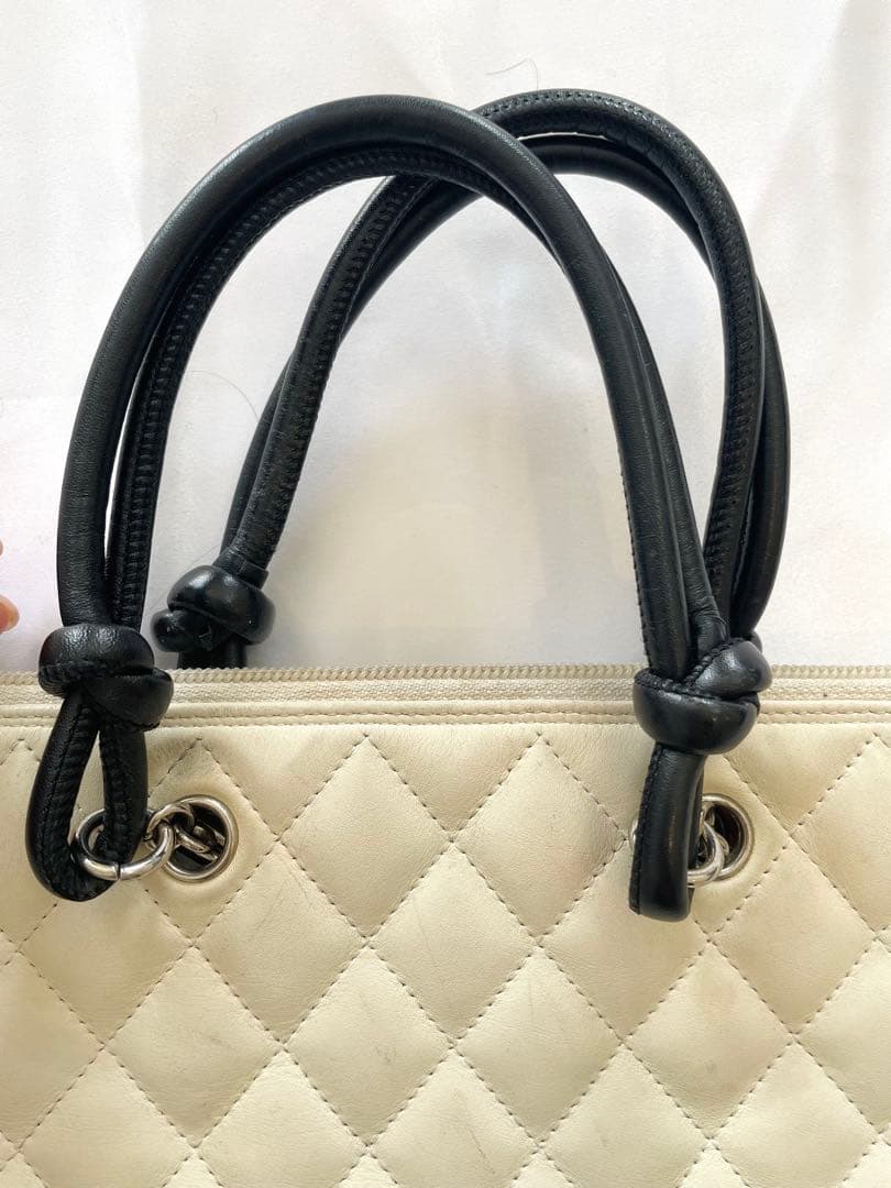 CHANEL シャネル　カンボンライン　パイソントートバッグ　ホワイト