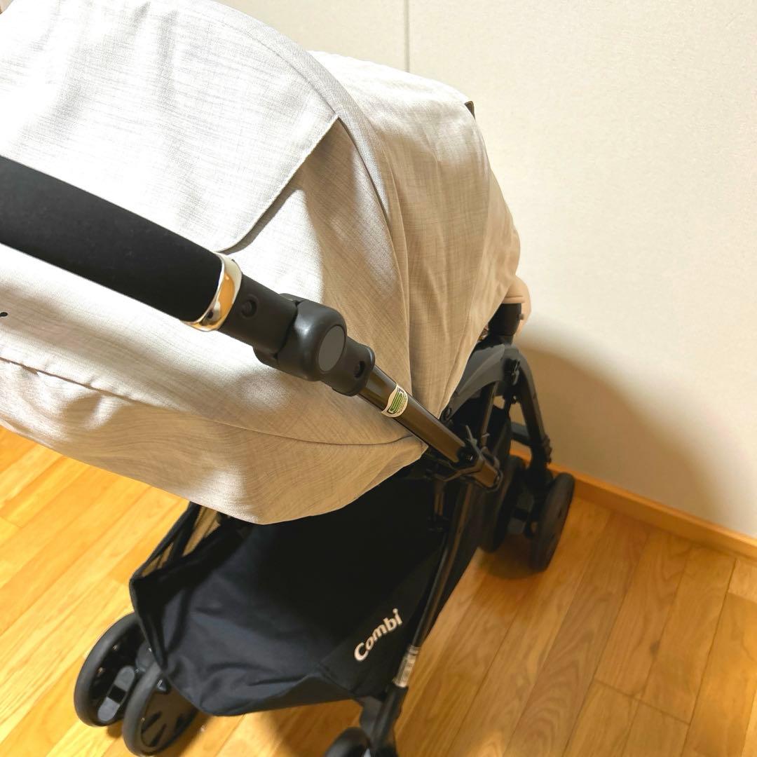 【極美品】コンビ ホワイトレーベル クロスゴー 4キャス エッグショック UJ