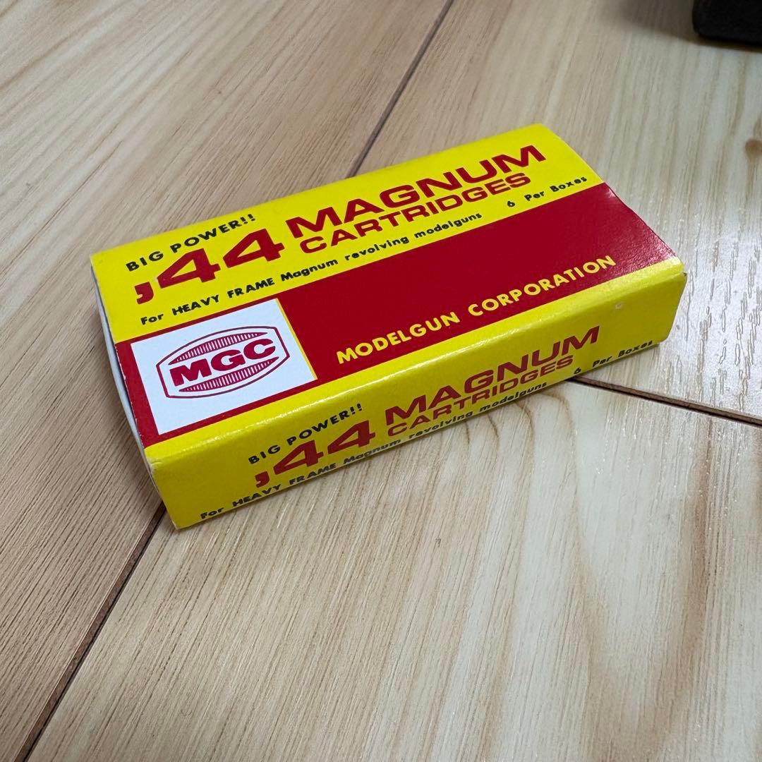 MGC ハイウェイパトロール&44マグナムのケース、薬莢箱、説明書