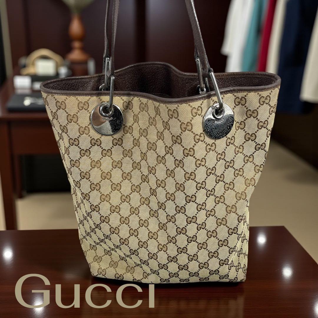 GUCCIグッチ GGキャンバストートバッグ