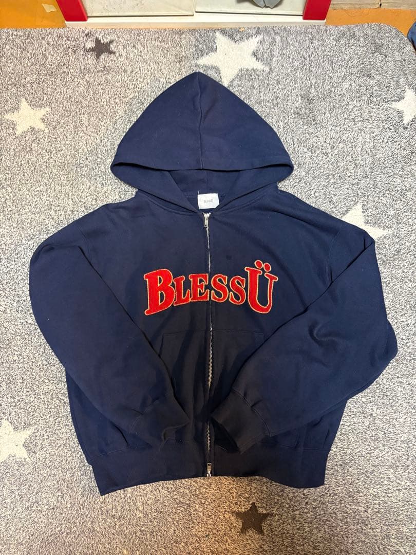 BlessÜ ネイビー ジップアップパーカー