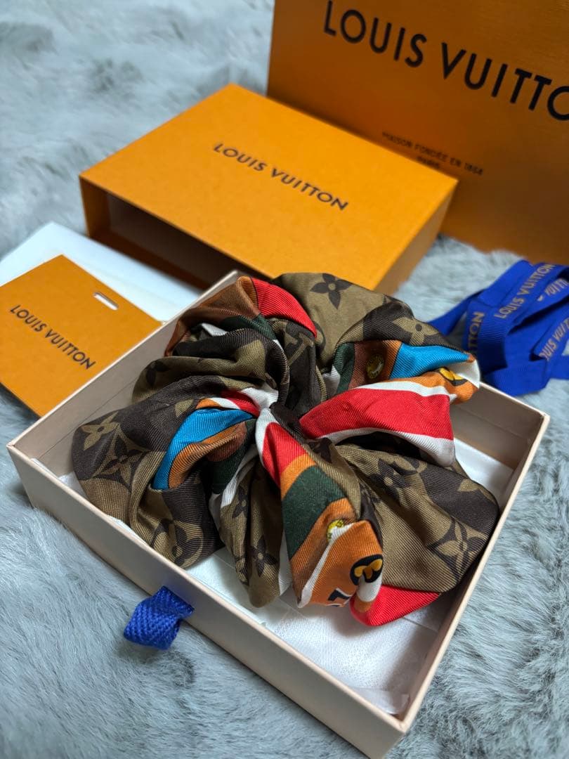 LOUIS VUITTON シュシュ ❤︎新品未使用❤︎プレゼントに♡