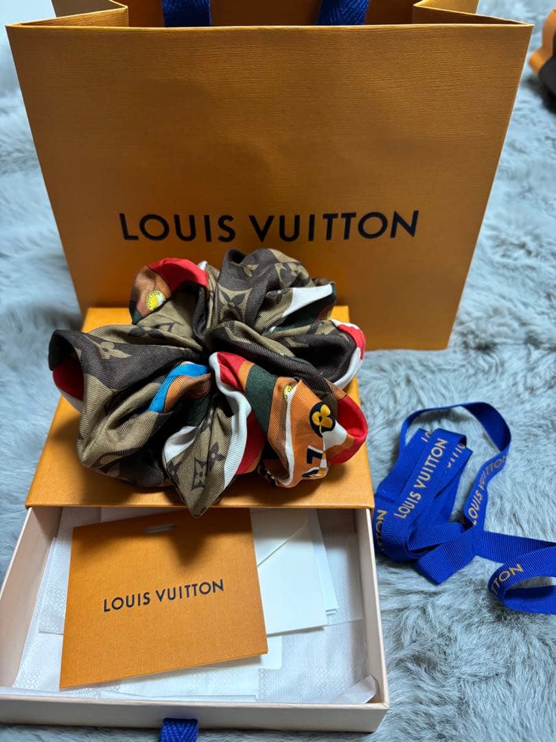 LOUIS VUITTON シュシュ ❤︎新品未使用❤︎プレゼントに♡
