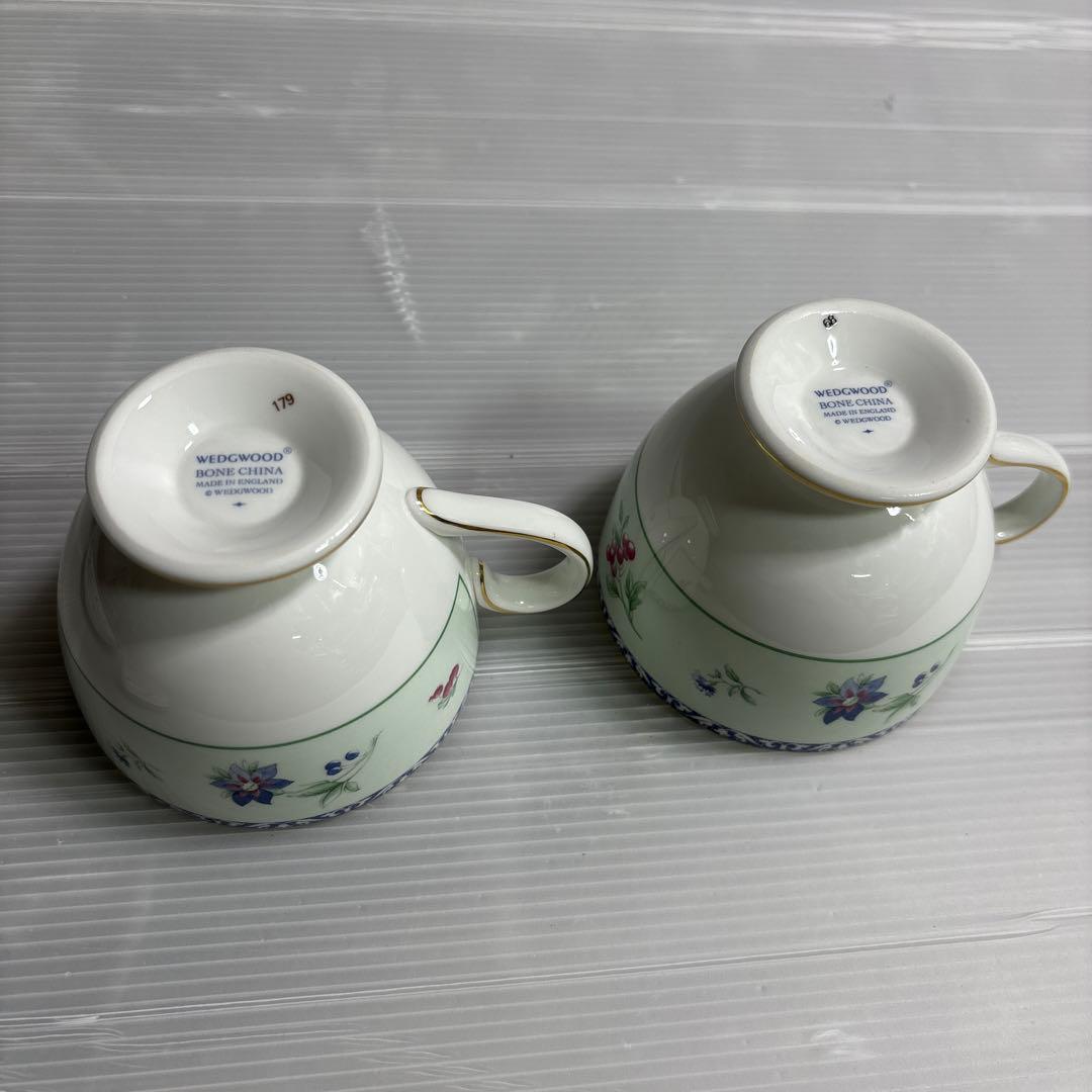  MEADOW FIELD コーヒーカップ2客　四角皿