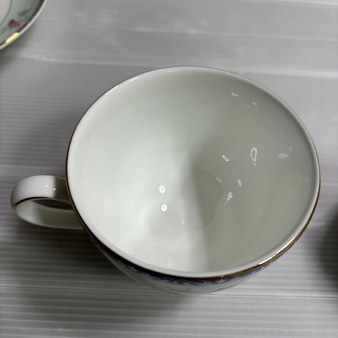  MEADOW FIELD コーヒーカップ2客　四角皿