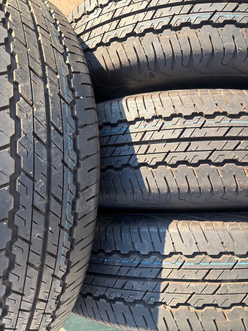 195/65R15 サマータイヤ 2022年製