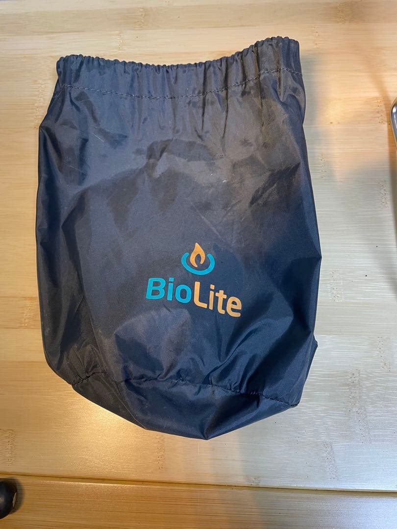 BioLite キャンプストーブ　グリル付き