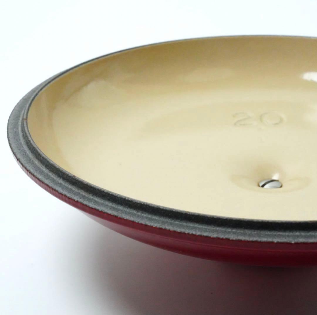 LE CREUSET　ココット ロンド チェリーレッド　20cm ママシリーズ