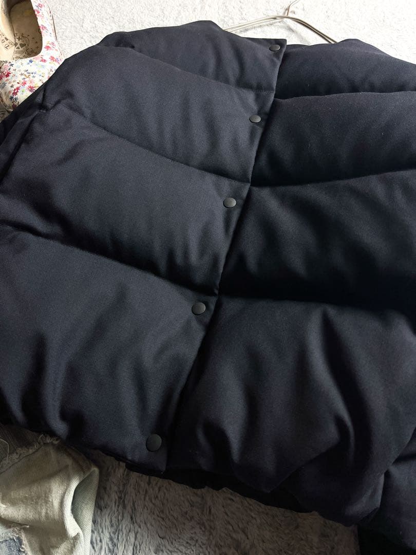 極美品【kagure】かぐれ 毛100% ノーカラーダウンジャケット ネイビー