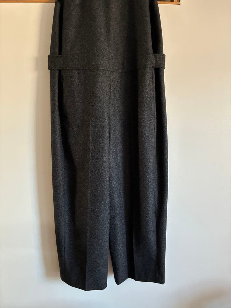 t*a様 【極美品】LOHEN 冬物オールインワンC.GRAY ３８