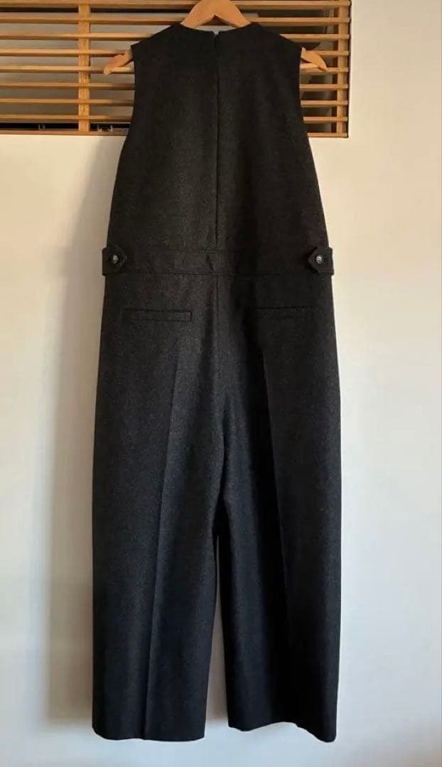 t*a様 【極美品】LOHEN 冬物オールインワンC.GRAY ３８