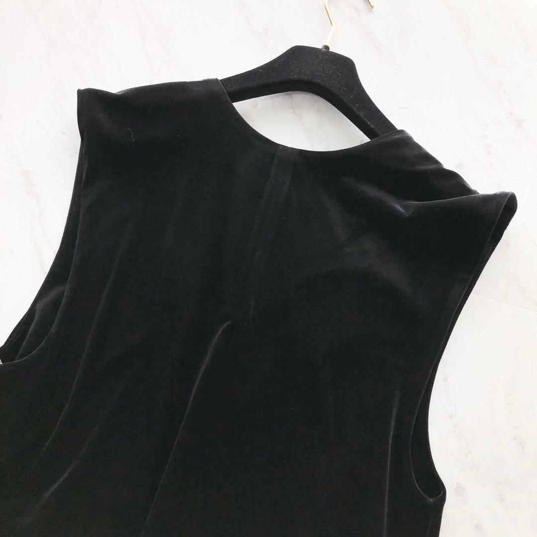 新品❤️完売サイズ　トレフルプラスワン　ベロアサロペット　オールインワン　黒