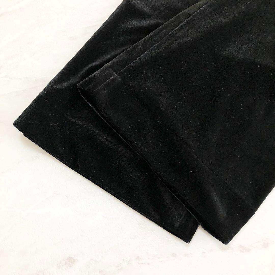 新品❤️完売サイズ　トレフルプラスワン　ベロアサロペット　オールインワン　黒