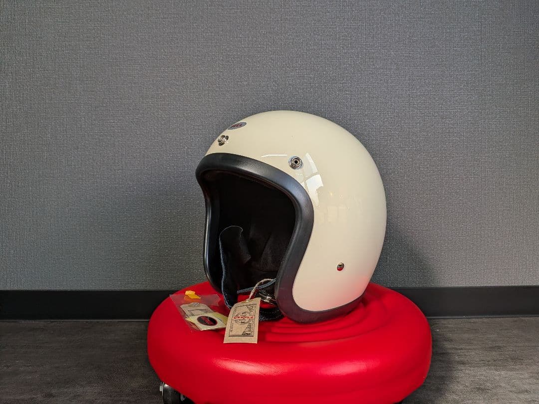 オーシャンビートル製品 ジェットヘルメット アイボリー新品