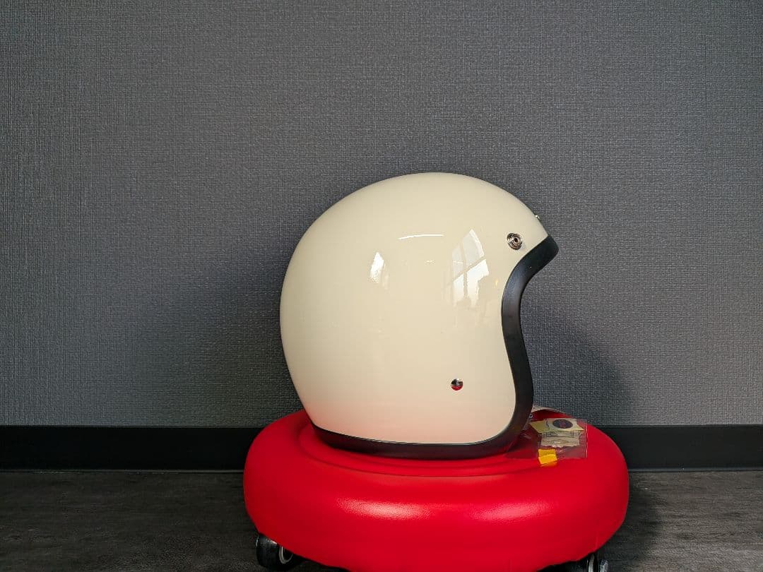 オーシャンビートル製品 ジェットヘルメット アイボリー新品
