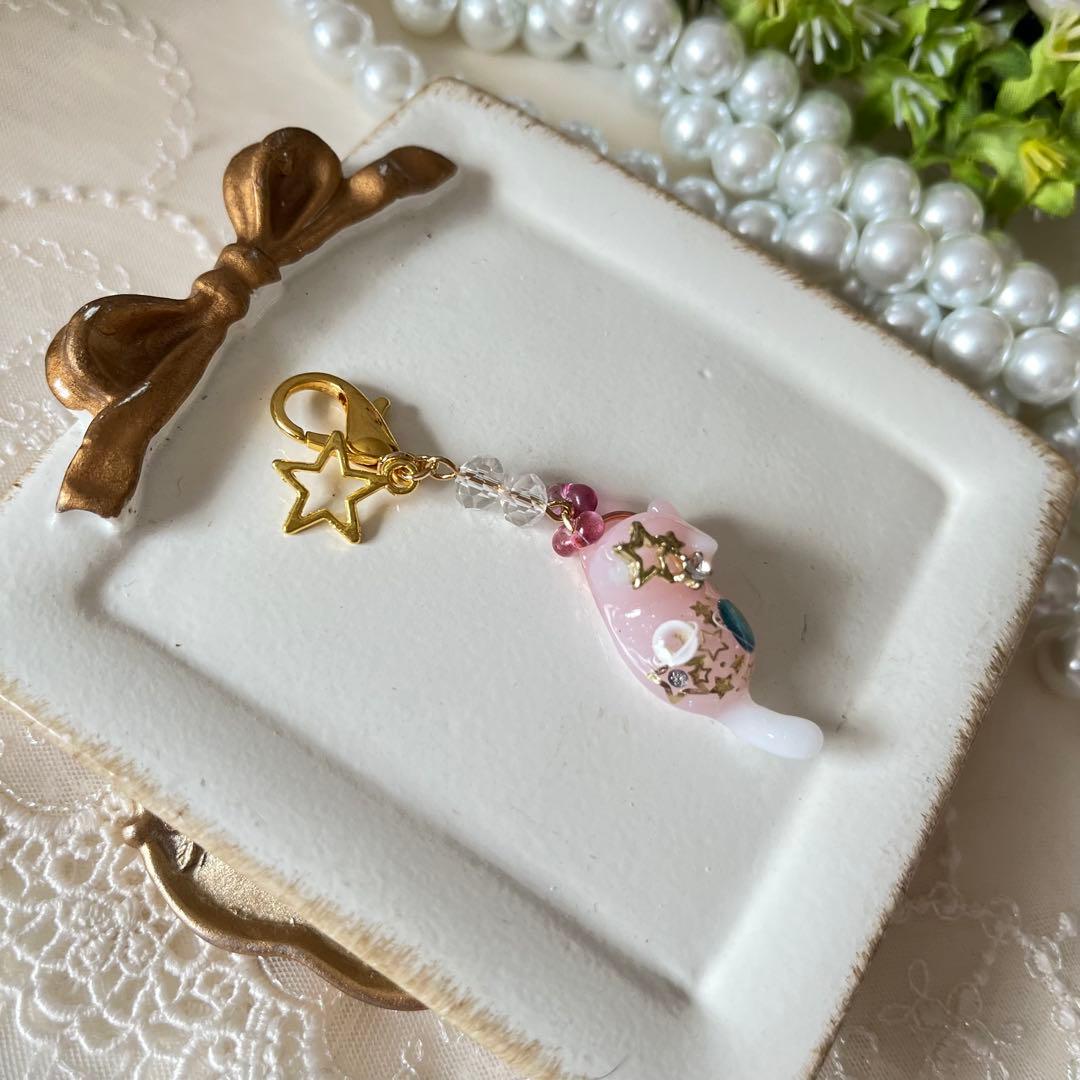 ฅ❤️ レジン　ねこ　宇宙　惑星　チャーム　パール　ハンドメイド