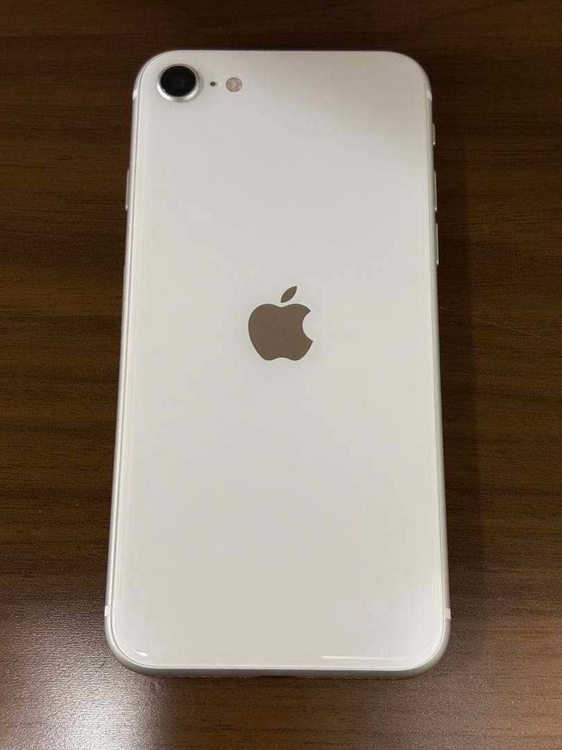 iPhoneSE2 SIMフリー 64GB バッテリー容量73% 白 ケース付き