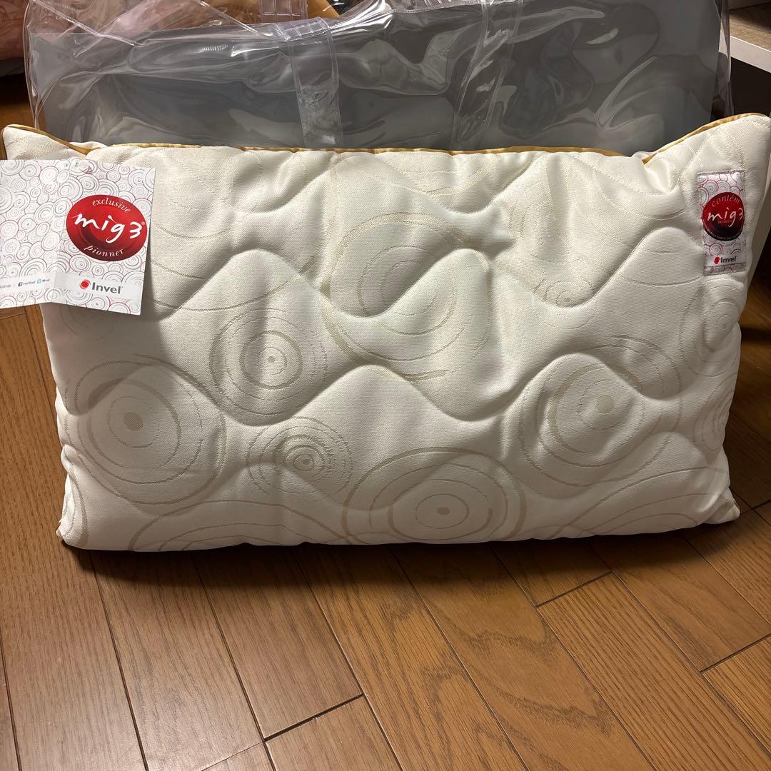【新品・未使用】インヴェル Invel mig3 枕＋マルチベルト