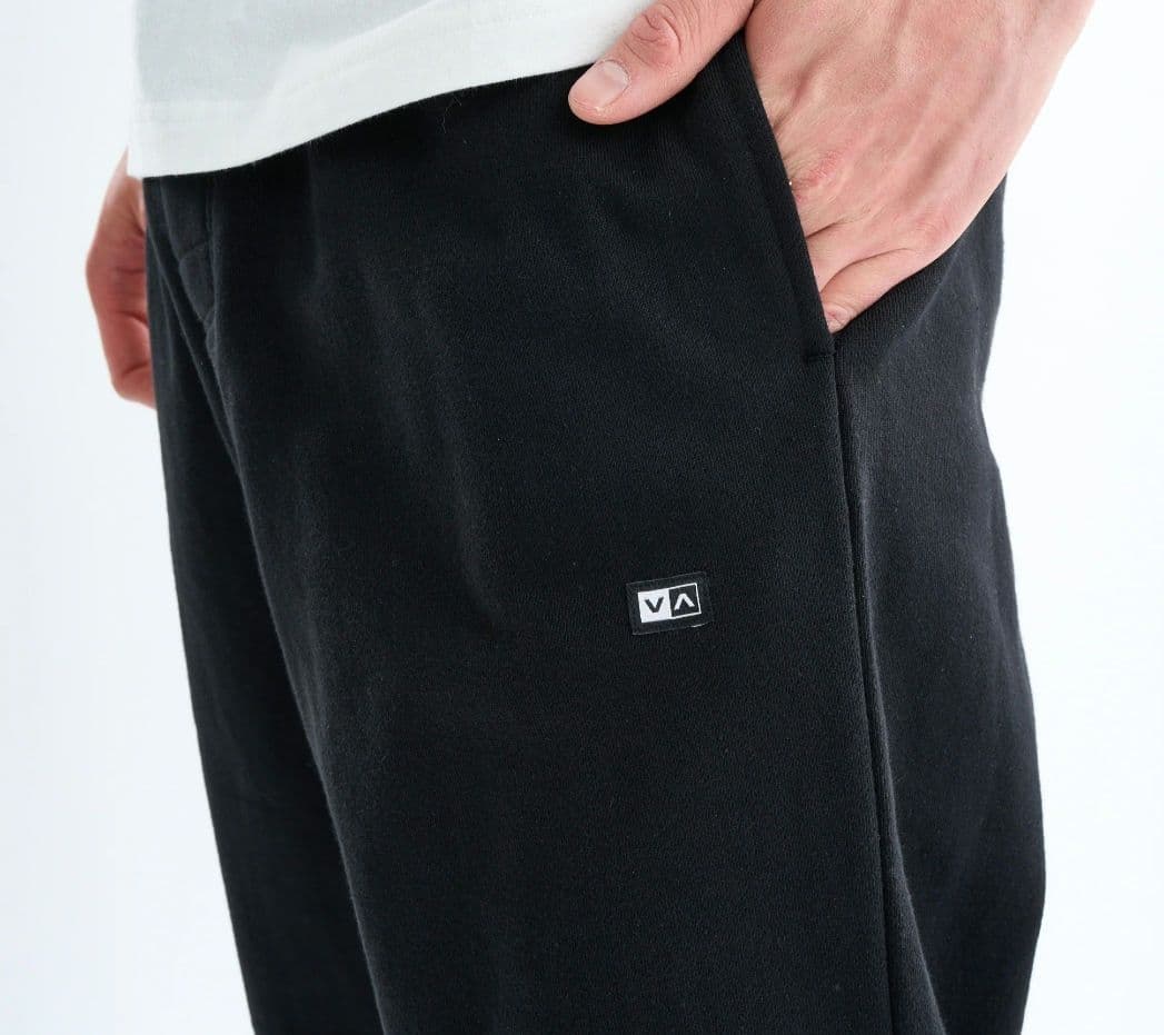 RVCA メンズ 　XLサイズ上下セット　新品 海外サイズ