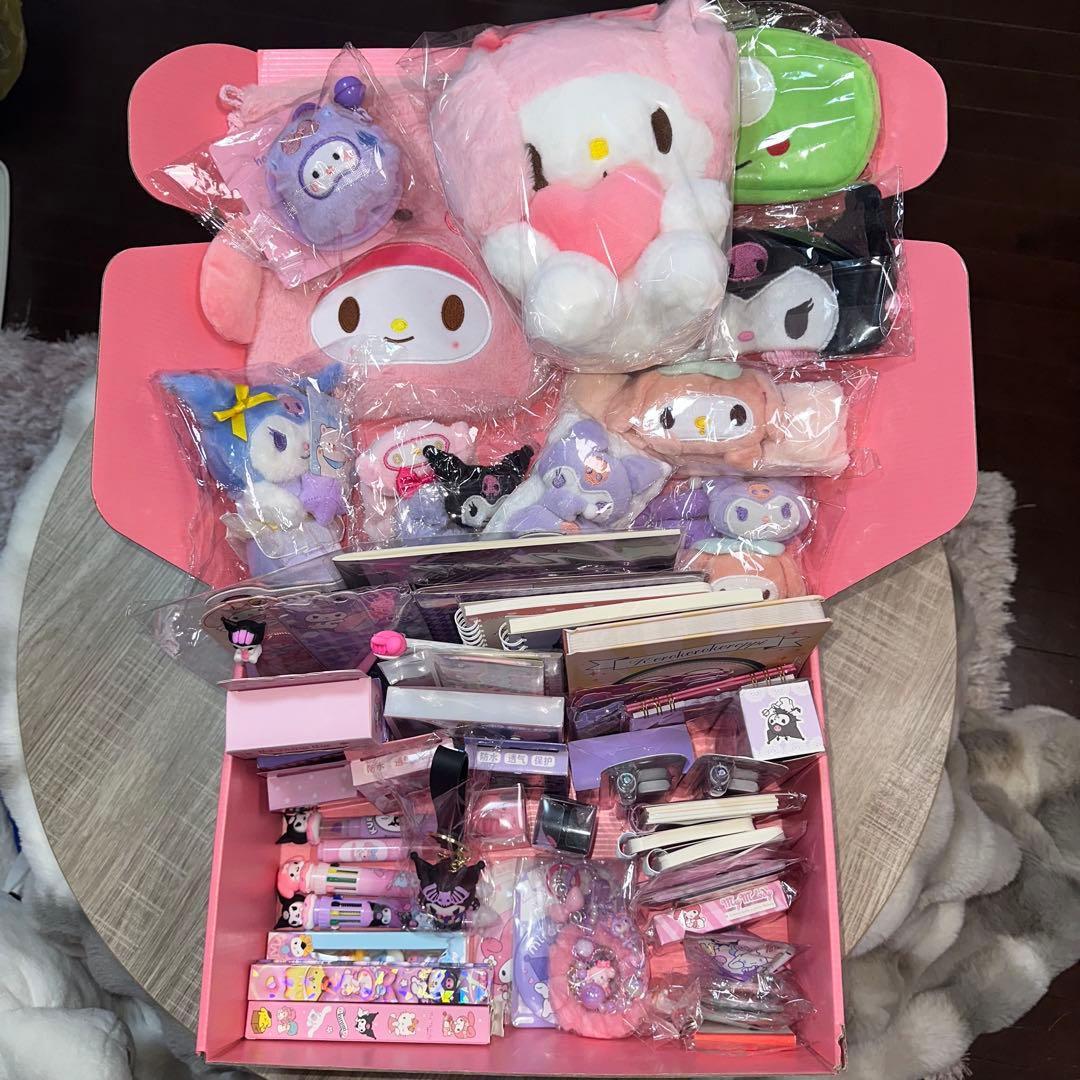 ❤︎ 2 Scoop ＋1 ガチャorder❤︎ サンリオキャラクター　ギフトセット