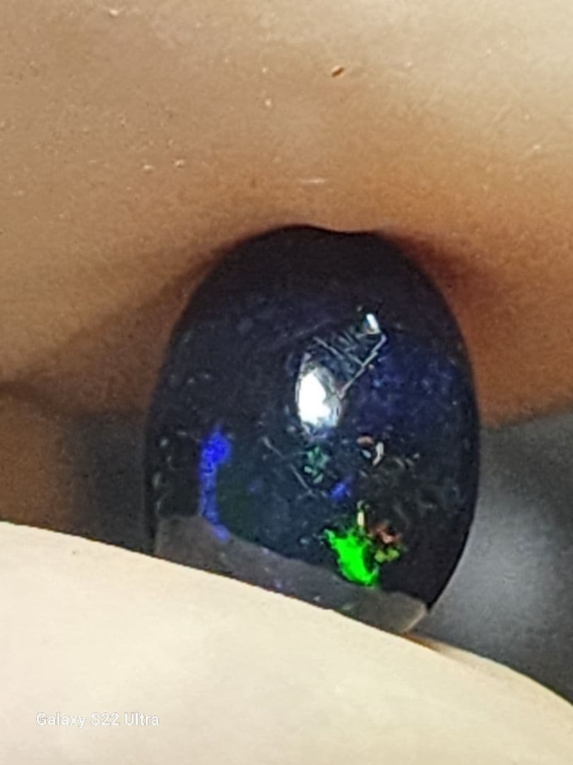 エチオピア産ブラックオパール3点