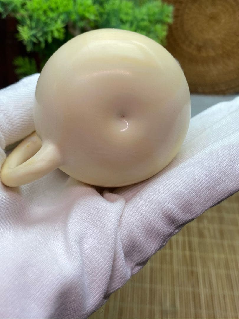天然マンモス牙美しい手作り彫刻　ポットの置物　握り物