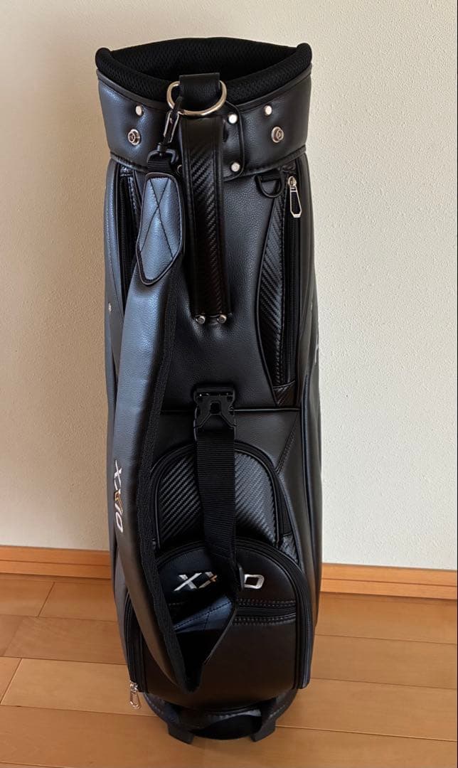 ゼクシオ　超軽量　スタンダードモデルキャディバッグ　ゴルフ　GGCX161 黒