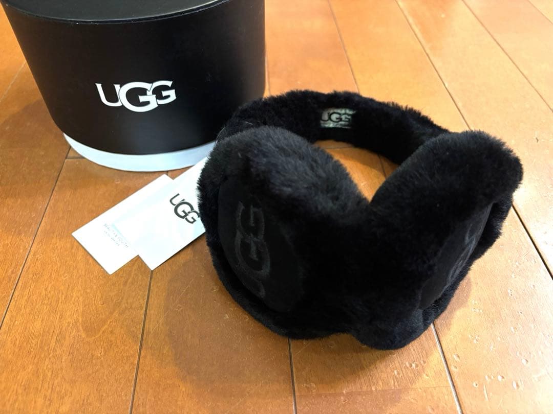 UGG ブラック　イヤーマフ　新品未使用