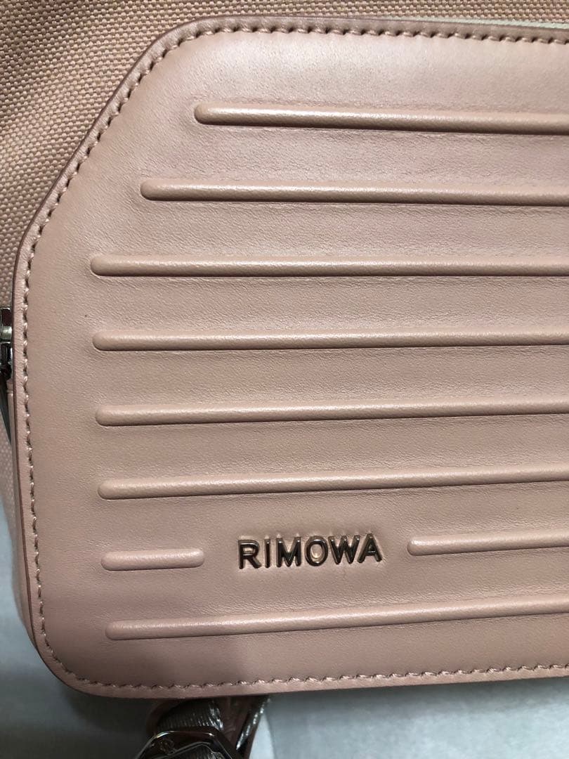 RIMOWA ピンク ラウンド型リュック