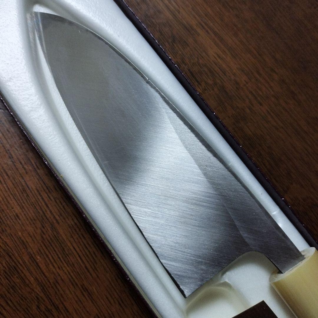 新品未使用 高級刃物 出刃包丁 片文作 水牛柄 150mm
