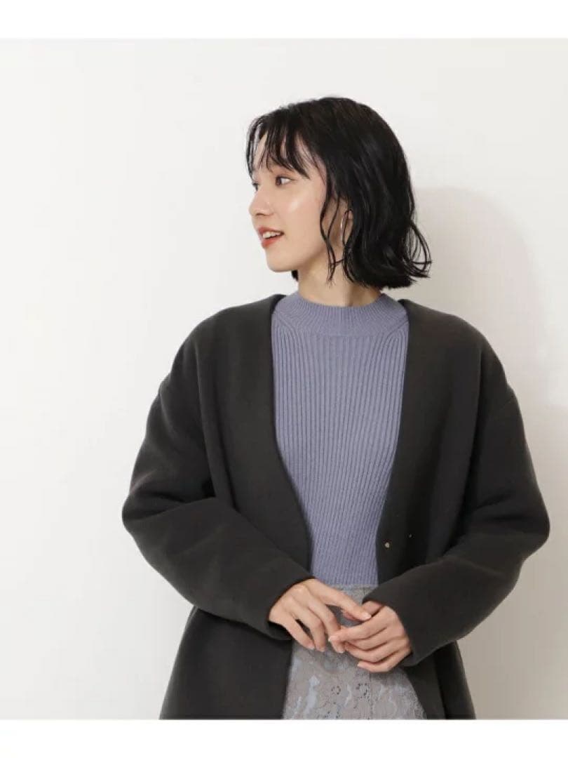 ☆ほぼ未使用☆NBB×MANTECOノーカラーVコート　チャコール　Mサイズ
