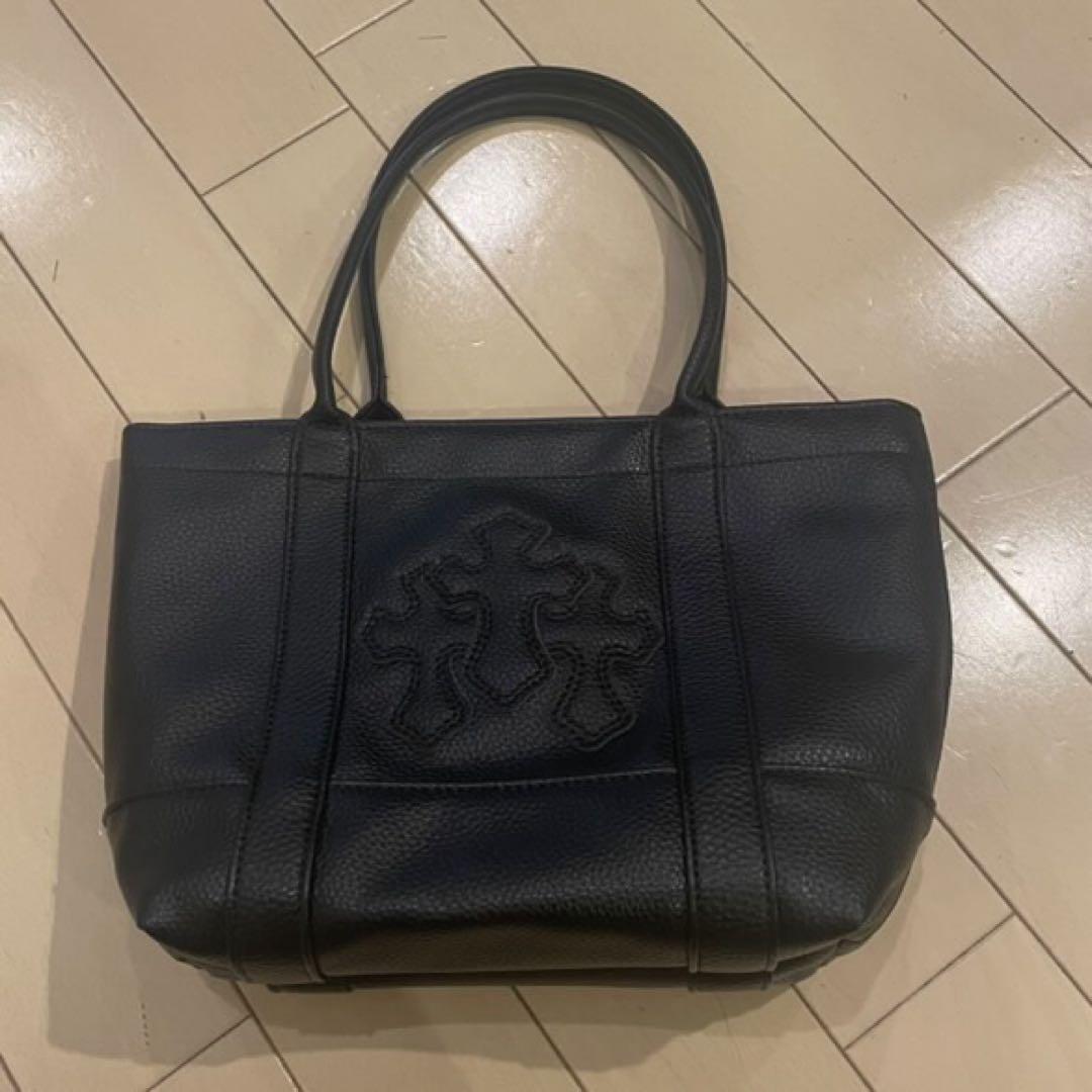 【あたし】スリーセメタリー　クロス　トートバッグ　黒