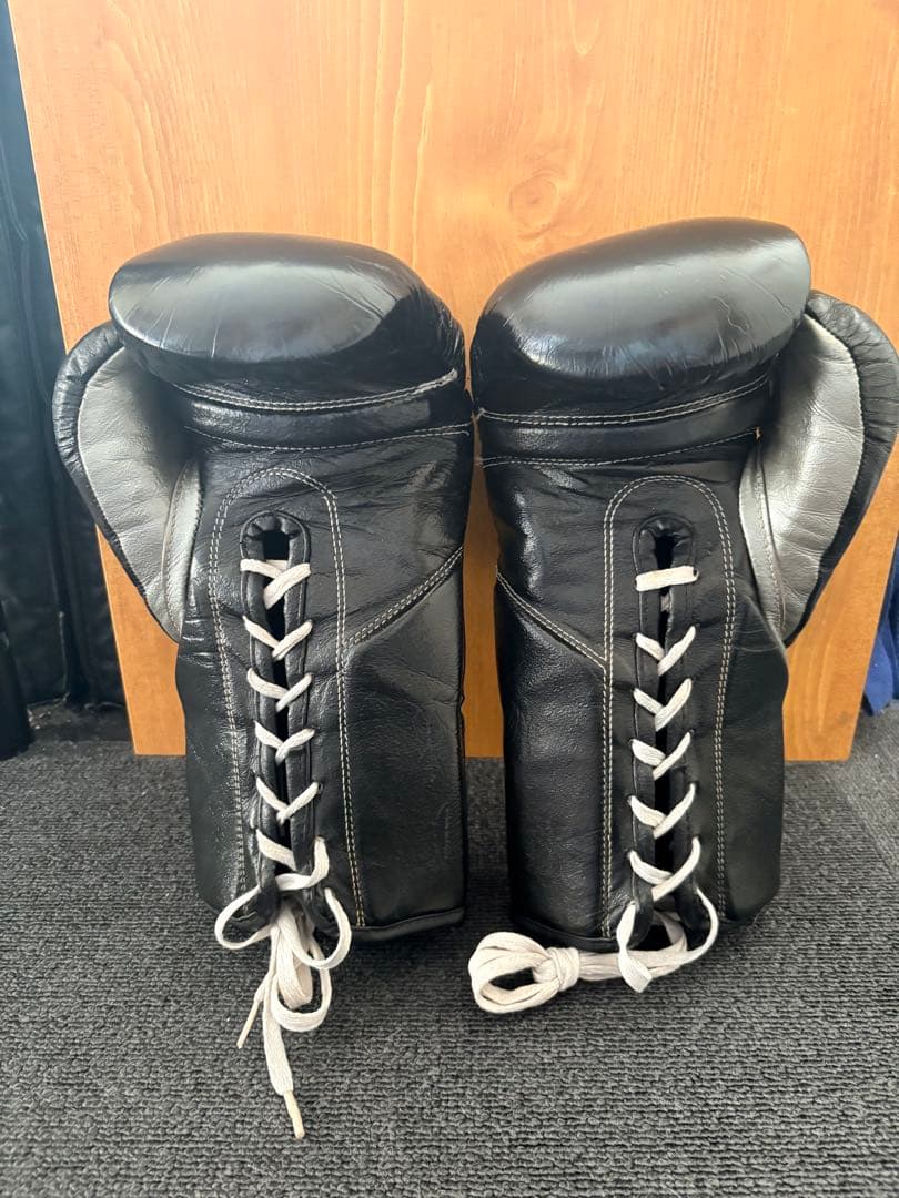 CLETO REYES レイジェス 10ozボクシンググローブ 紐　黒