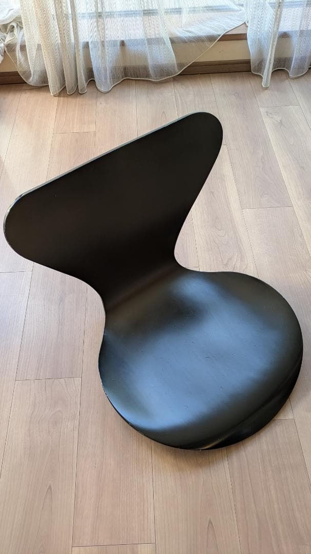 か*に様 【ジャンク品】FRITZ HANSEN セブンチェア ブラック