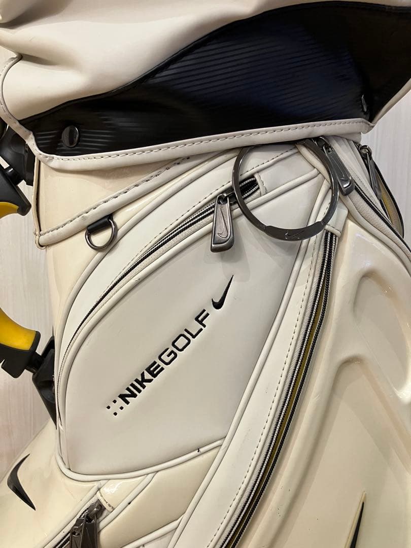 ナイキゴルフNike ツアーモデルキャディバッグ ホワイト中古