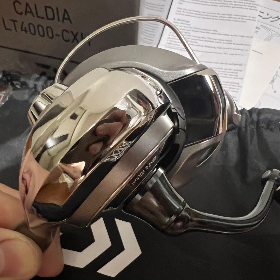 25 CALDIA LT4000-CXH スピニングリール