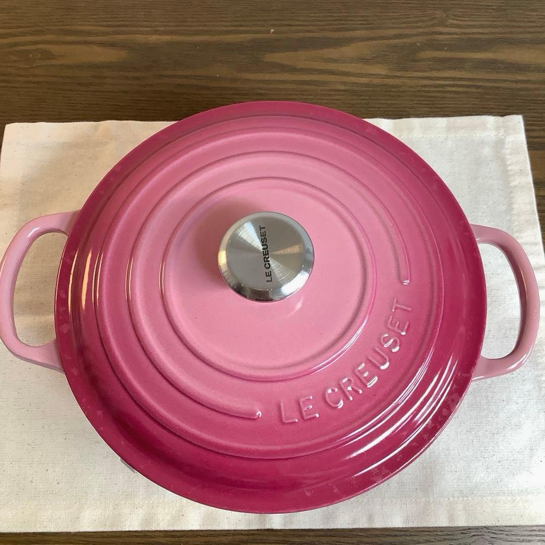 【美品】レア　ルクルーゼ　ココットロンド　鍋22cm