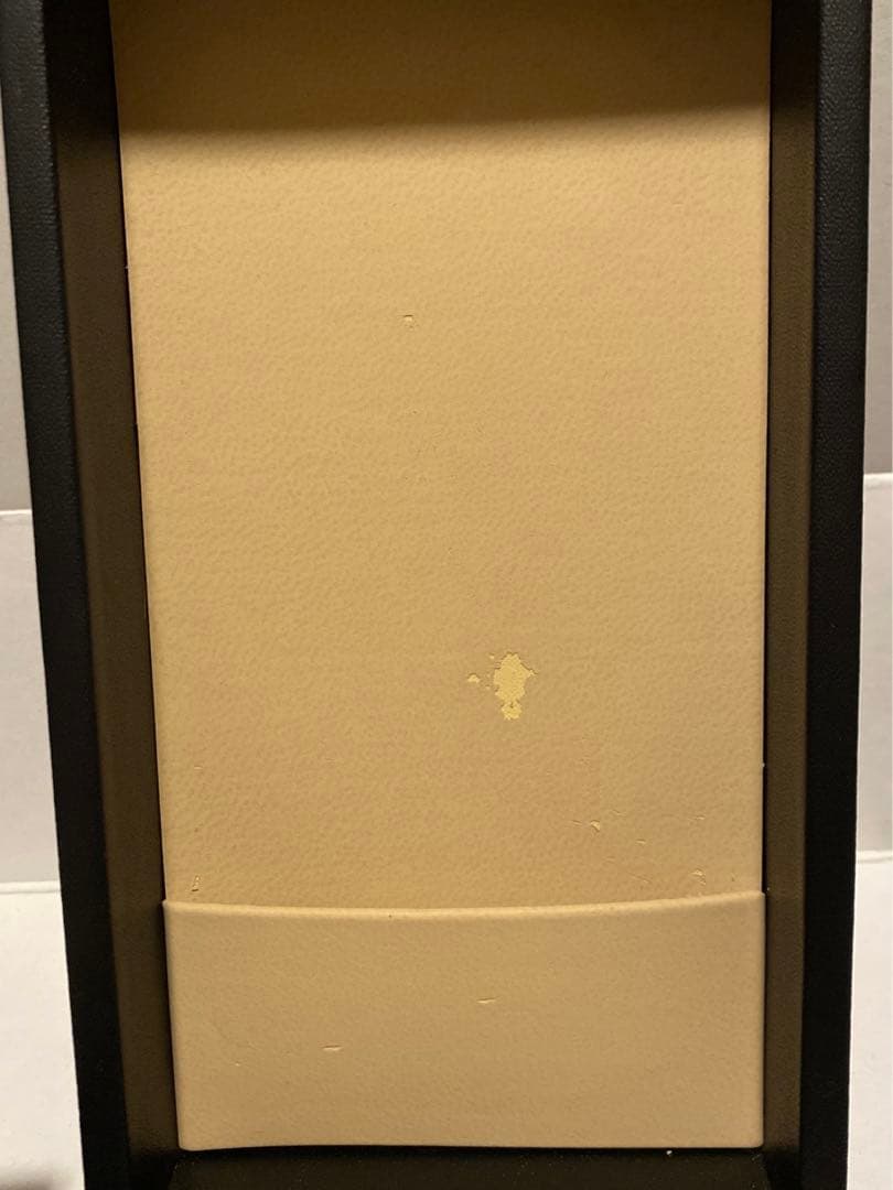 【新品•未使用】ハンティングワールド イリス　HUNTING WORLD