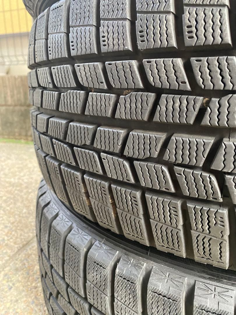 京都よりバリ山GOODYEARスタッドレス225/45R18冬用タイヤ4本セット