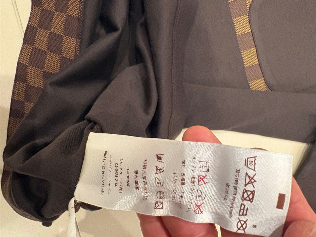 LOUIS VUITTON ダークブラウン Tシャツ