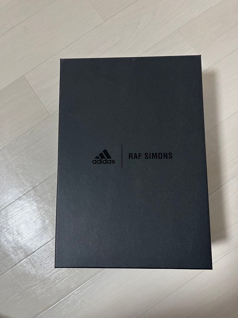 RAF SIMONS × adidas ozweego 3