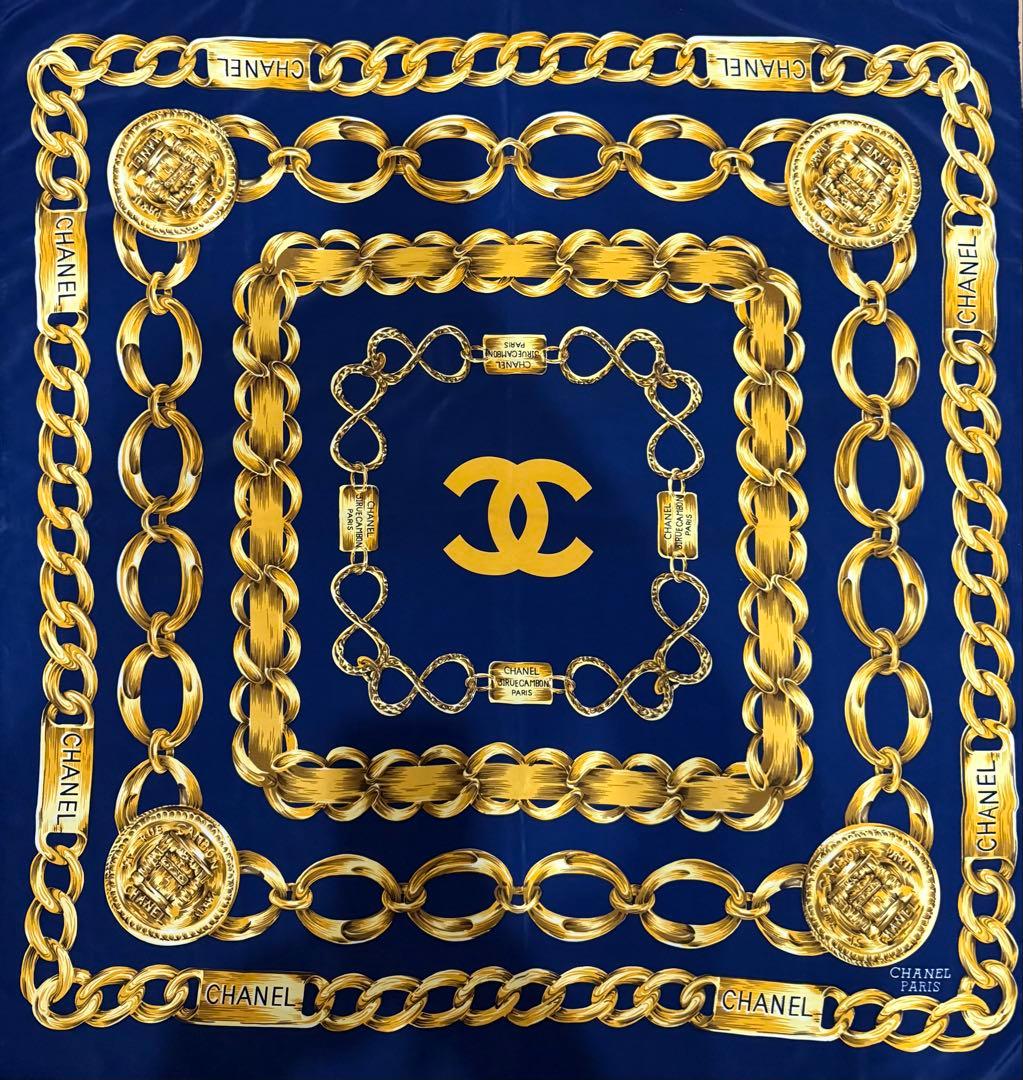 CHANEL シャネル　大判　シルクスカーフ　ゴールド　チェーン　ココマーク