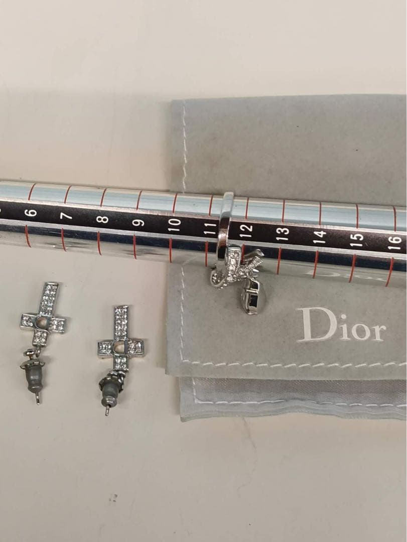 Dior ディオール　ピアスペア/指輪11号　中古現状品　状態良好