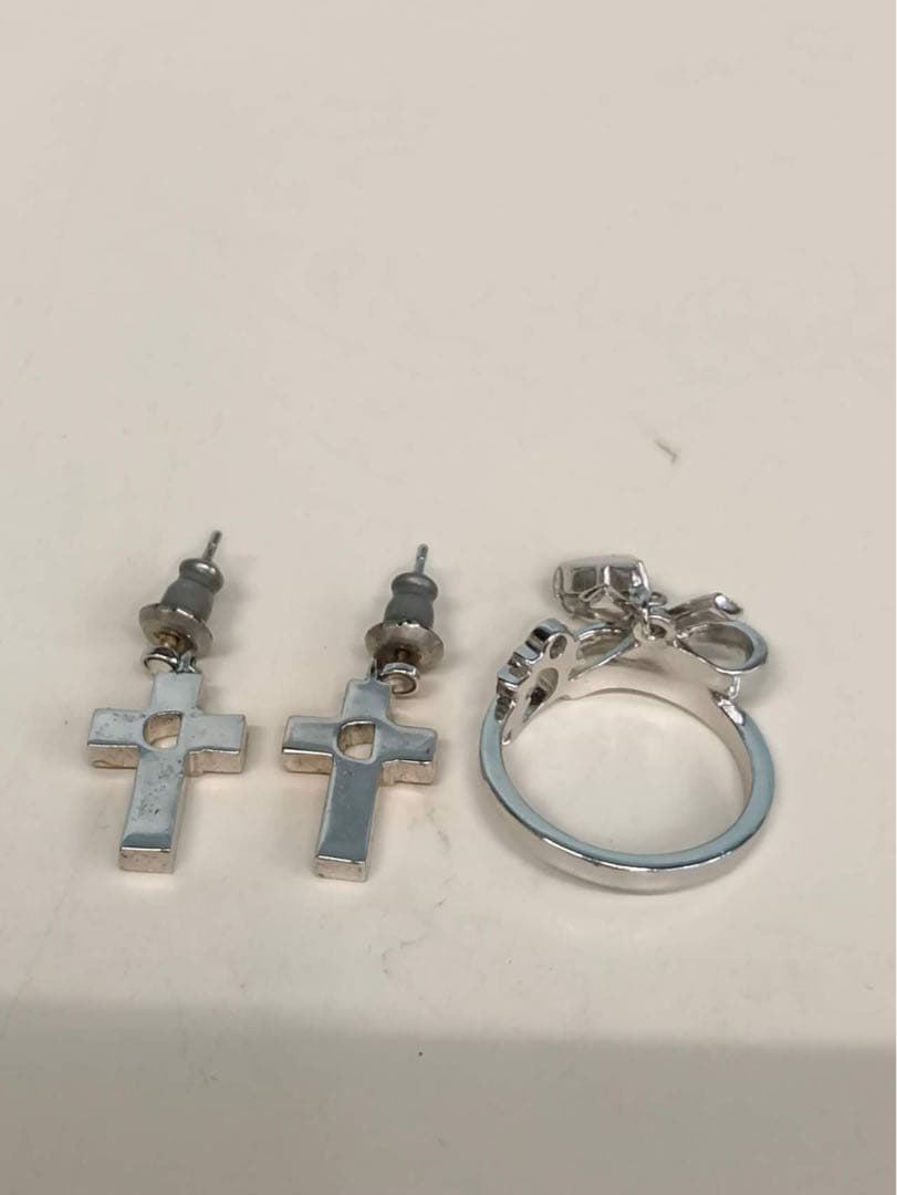 Dior ディオール　ピアスペア/指輪11号　中古現状品　状態良好