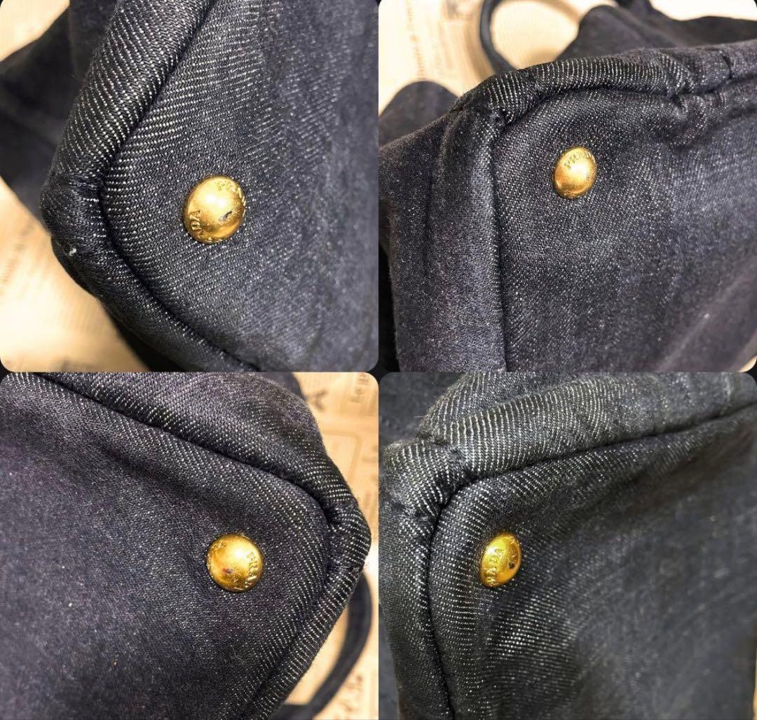 PRADA カナパ　M