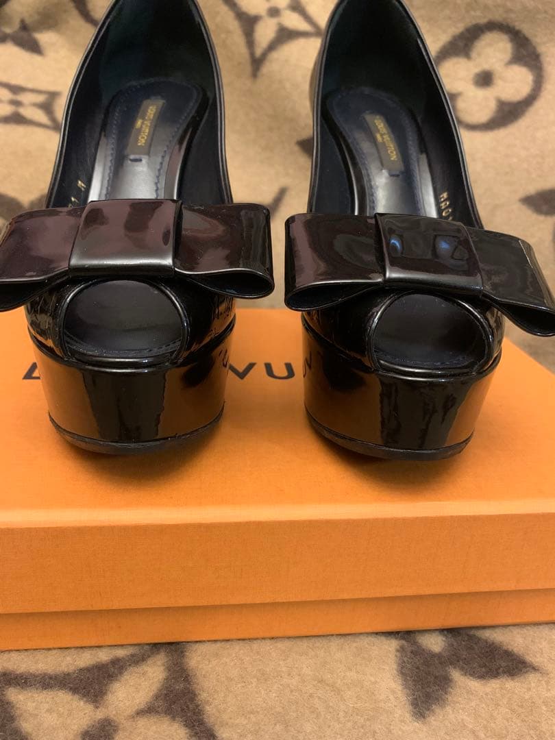 完璧　LOUIS VUITTON ルイヴィトン　パンプス　ブラック　35