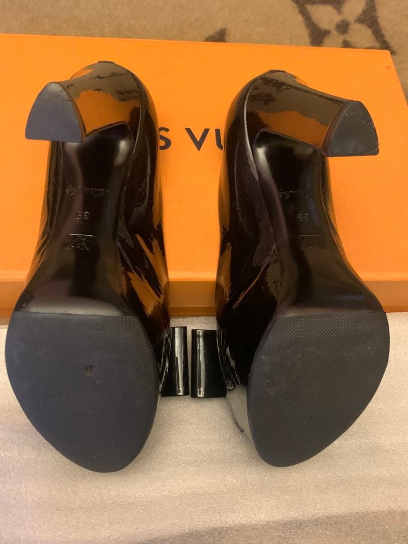 完璧　LOUIS VUITTON ルイヴィトン　パンプス　ブラック　35