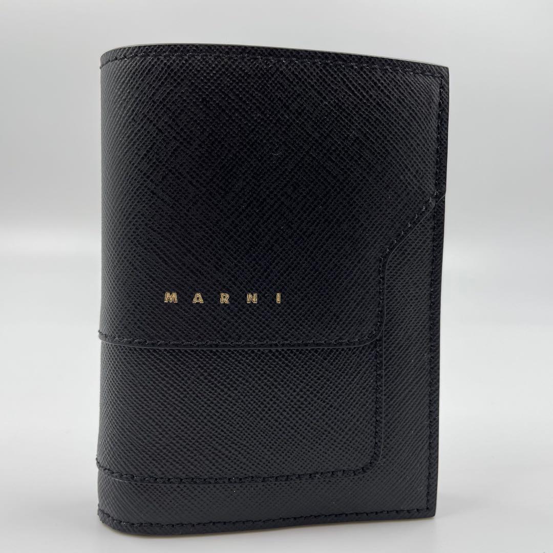 未使用保管品✨ MARNI マルニ　折り財布　財布　レザー　ブラック　黒　金ロゴ